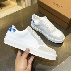 Burberry Low Shoes